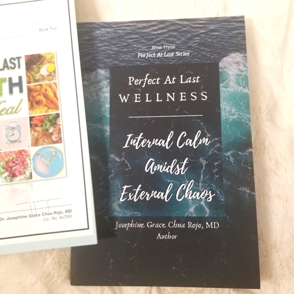 🆕️ Wellness Book Series (3 books) - Picture 3 of 4
